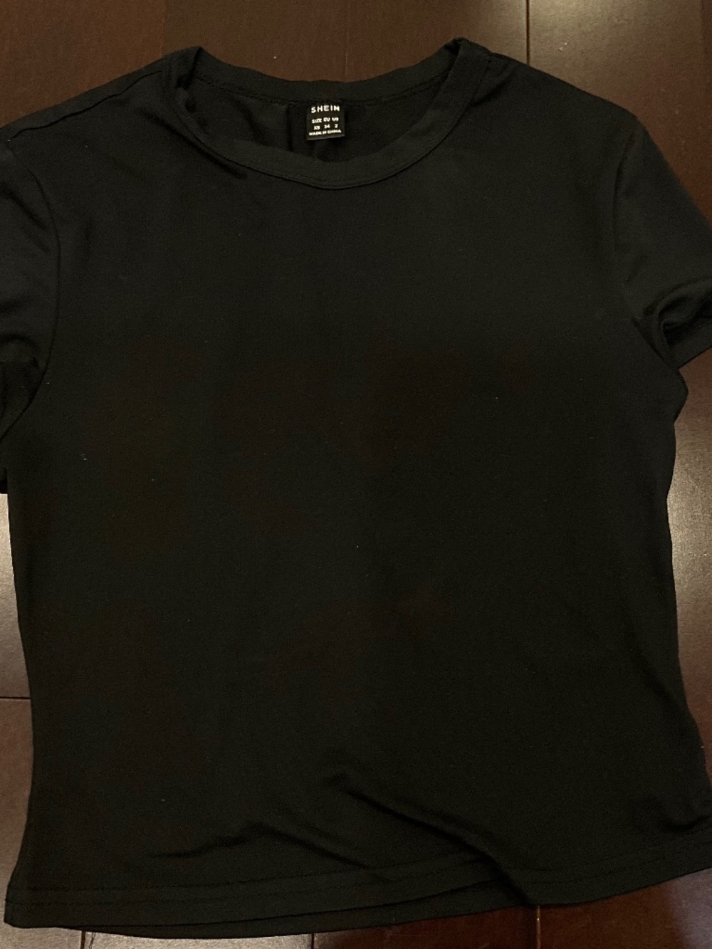 XS BLACK FITTED SHORT SLEEVE TOP
